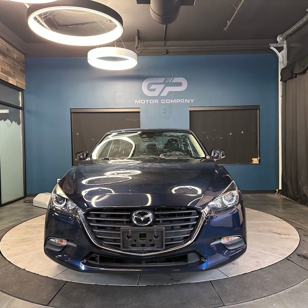 Used 2018 MAZDA MAZDA3 Touring FWD image 8