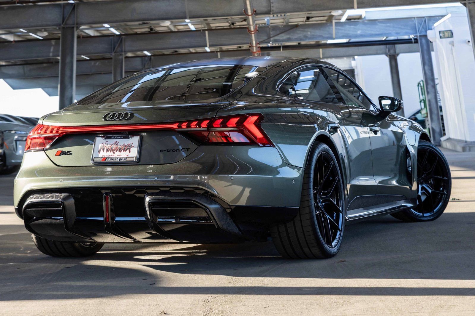 New 2026 Audi RS e-tron GT performance image 2