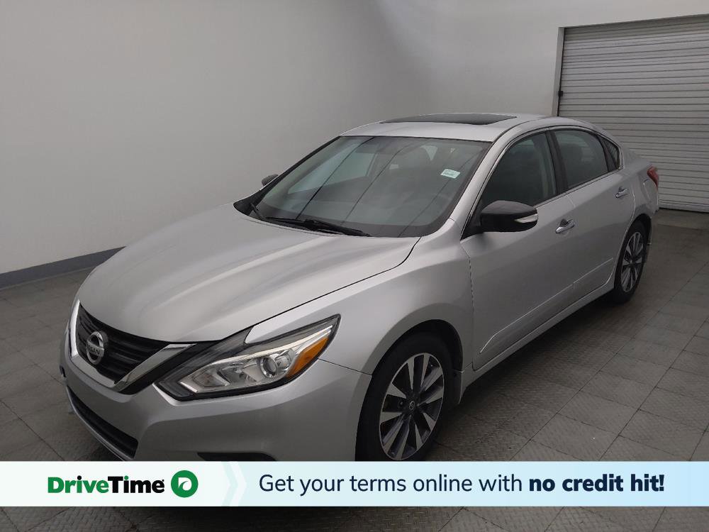 Used 2016 Nissan Altima 2.5 SL w/ 2.5 Technology Package