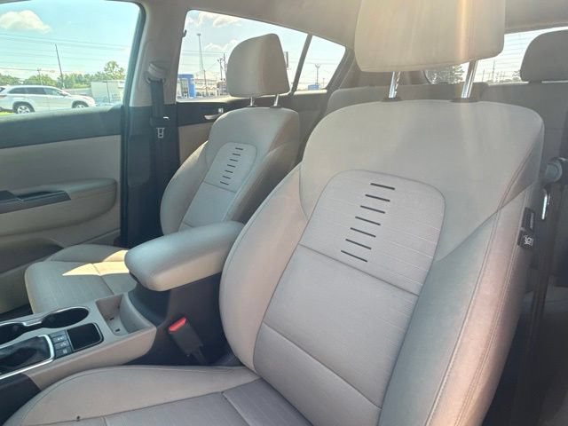 Used 2020 Kia Sportage LX w/ LX Popular Package AWD/4WD image 12