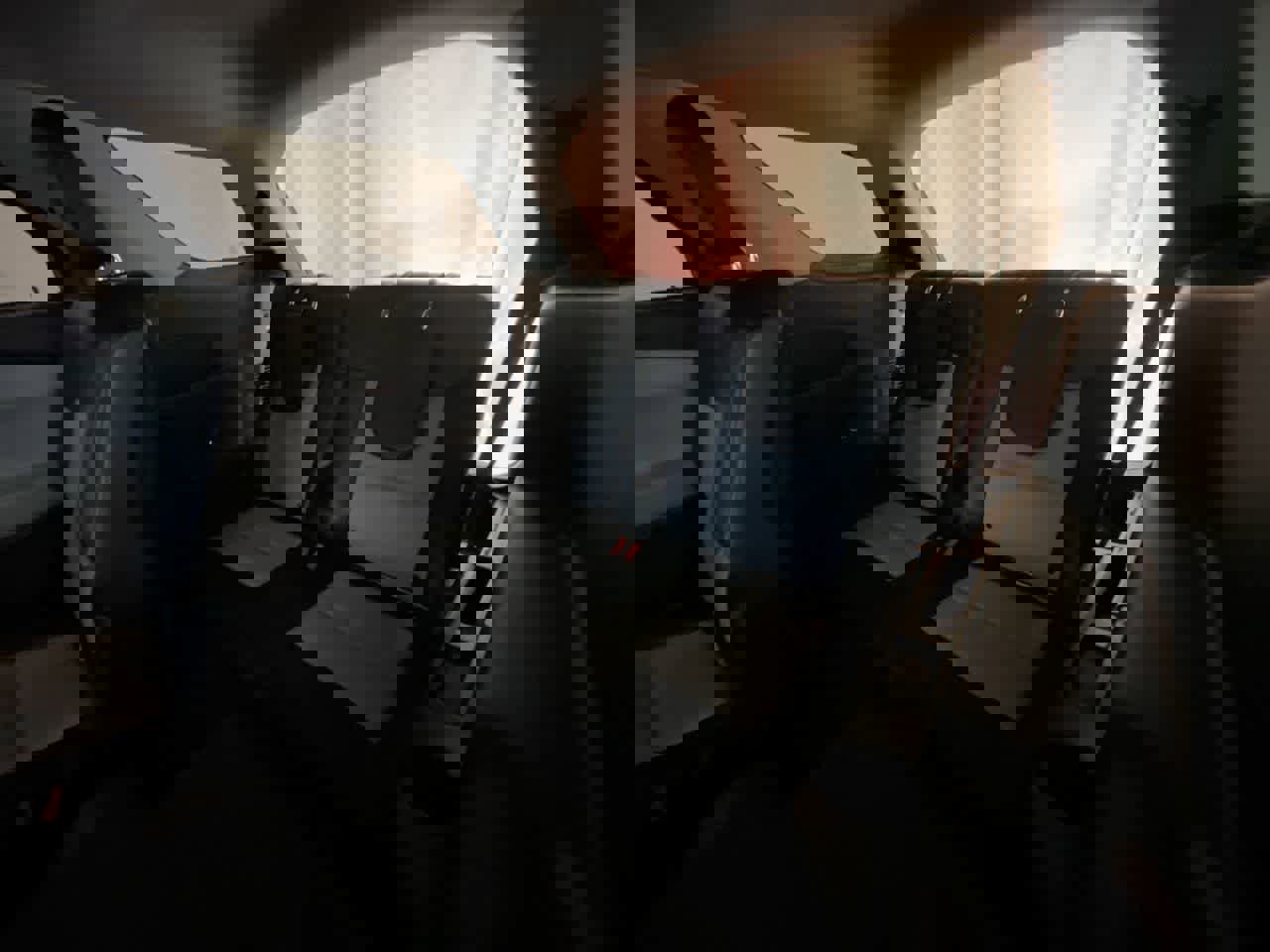 Used 2022 Ford Explorer XLT w/ Equipment Group 202A image 24