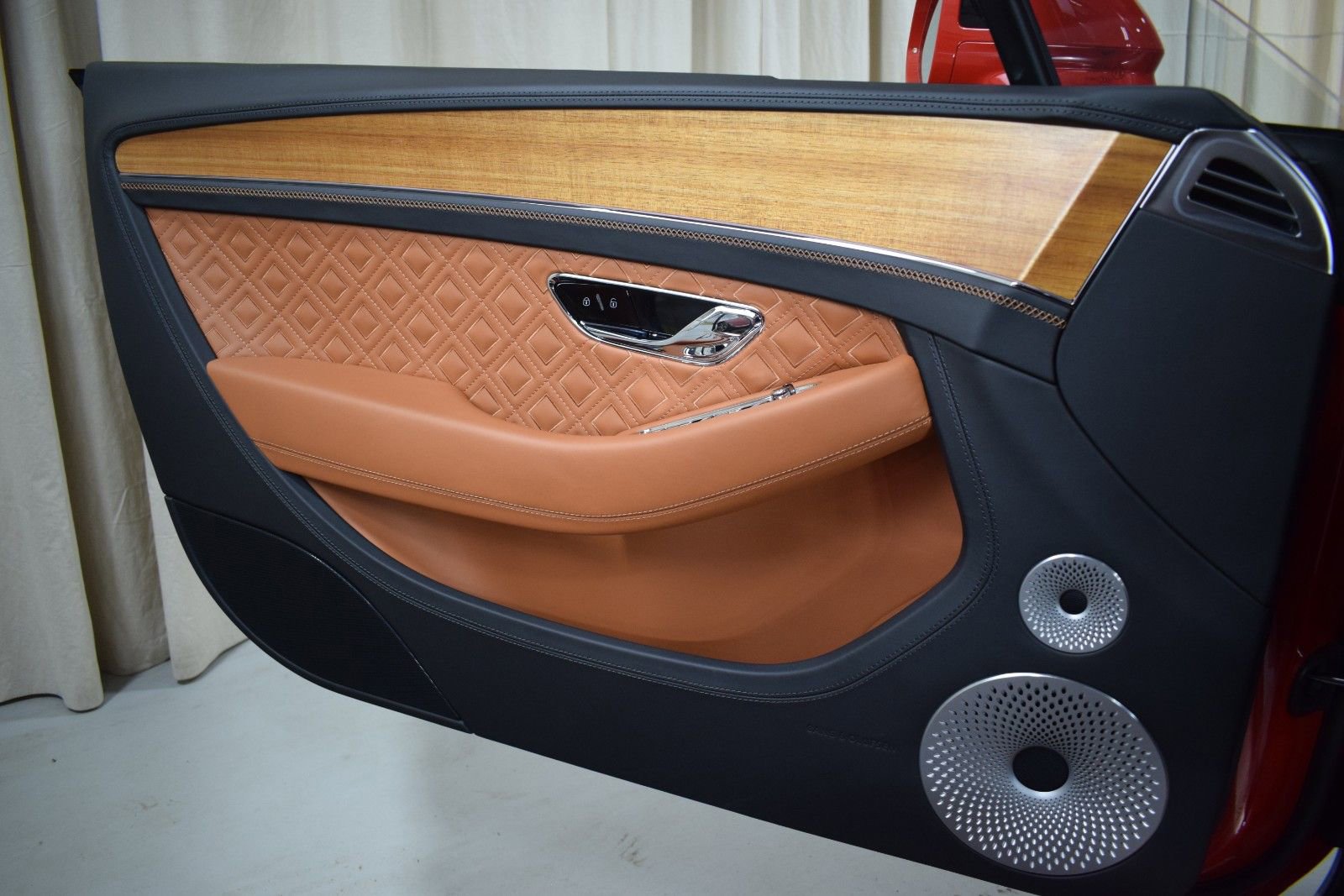 Certified 2023 Bentley Continental GT Azure image 39