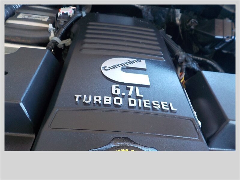 Used 2014 RAM 3500 Tradesman w/ Chrome Appearance Group AWD/4WD image 38