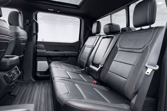 Used 2024 Ford F150 Raptor image 21