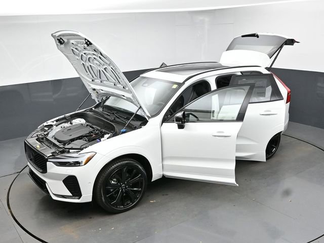 New 2026 Volvo XC60 B5 Ultra w/ Climate Package image 51