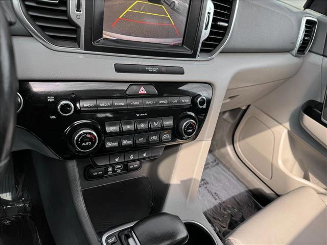 Used 2019 Kia Sportage EX w/ EX Premium Package image 16