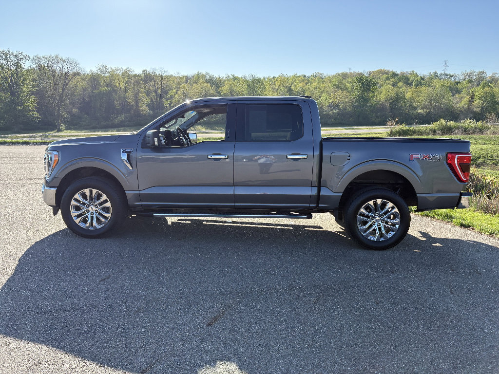 Used 2022 Ford F150 XLT w/ Equipment Group 302A High AWD/4WD image 2
