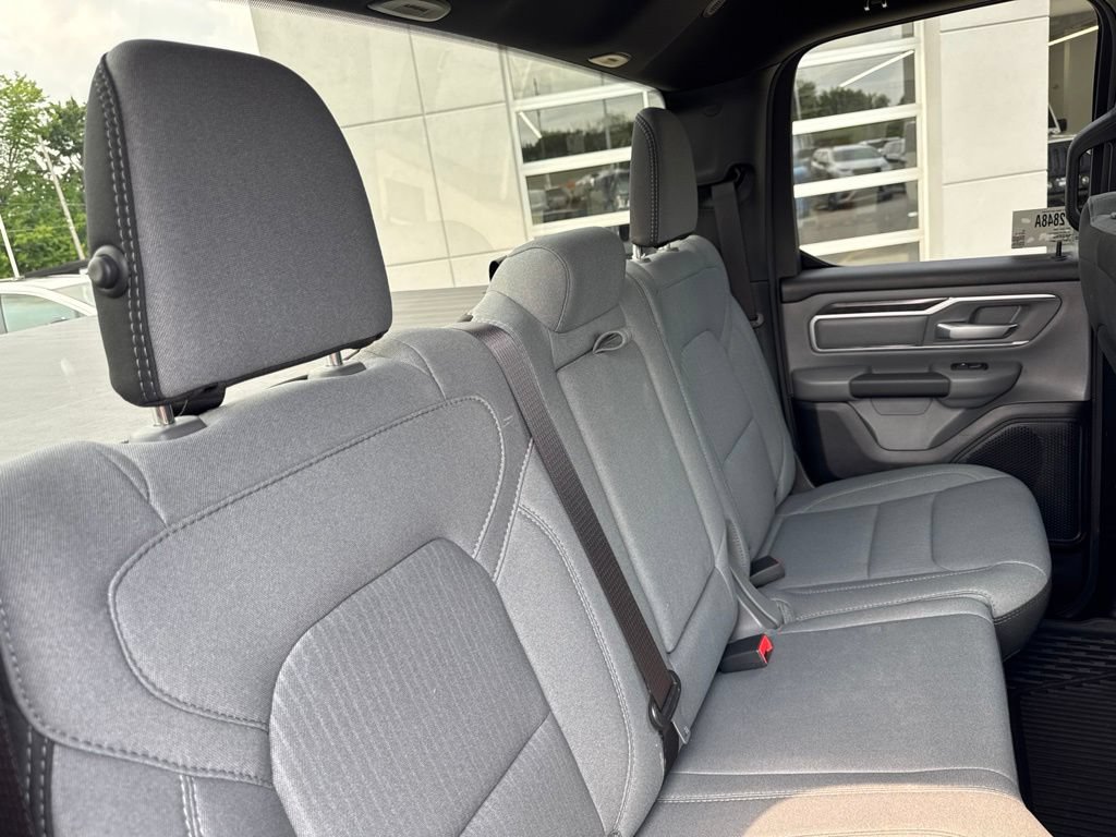 Used 2021 RAM 1500 Big Horn AWD/4WD image 38