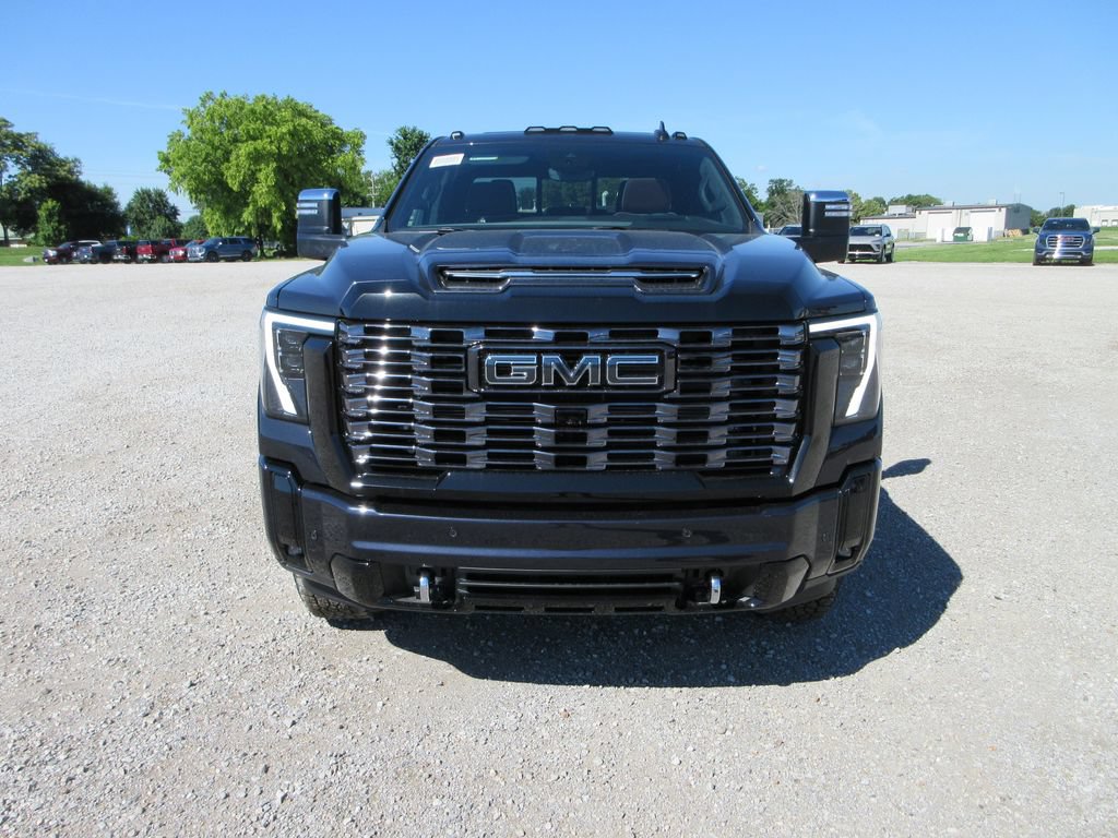 New 2026 GMC Sierra 2500 Denali Ultimate AWD/4WD image 12