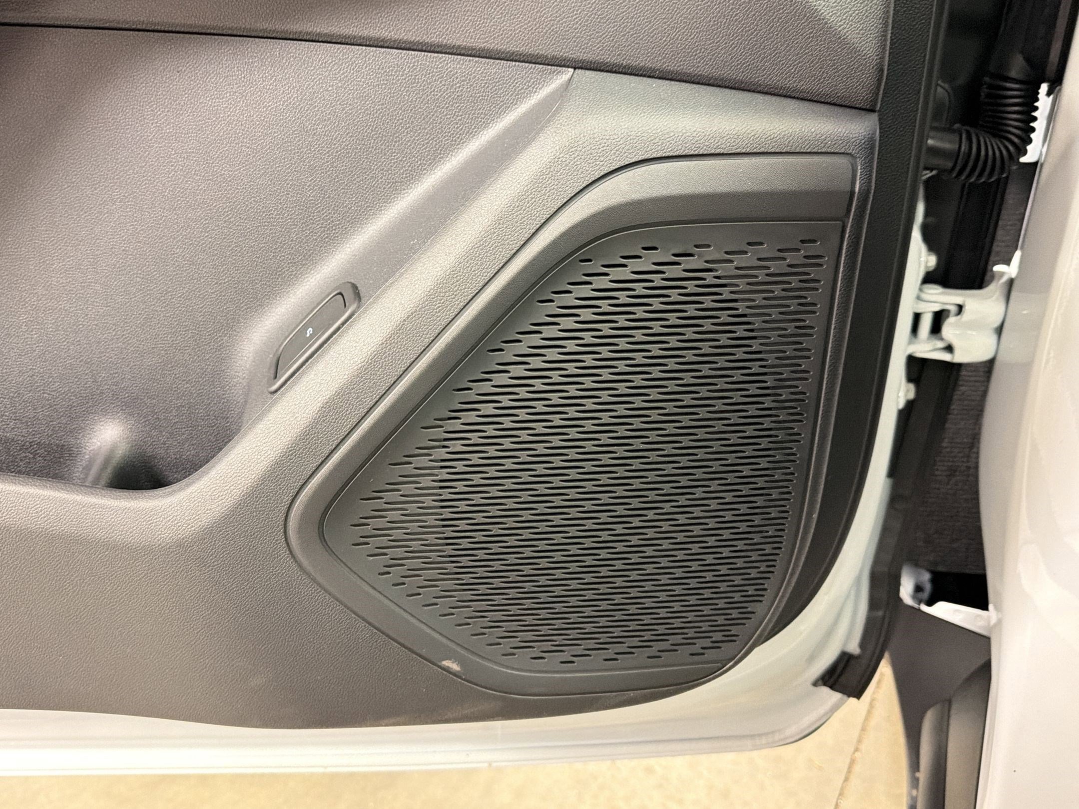 New 2026 Chevrolet Traverse LT w/ Sun and Wheel Package image 21