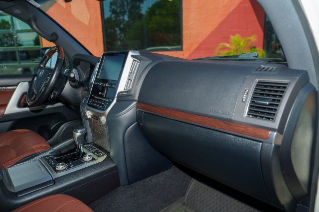 Used 2019 Toyota Land Cruiser AWD/4WD image 25