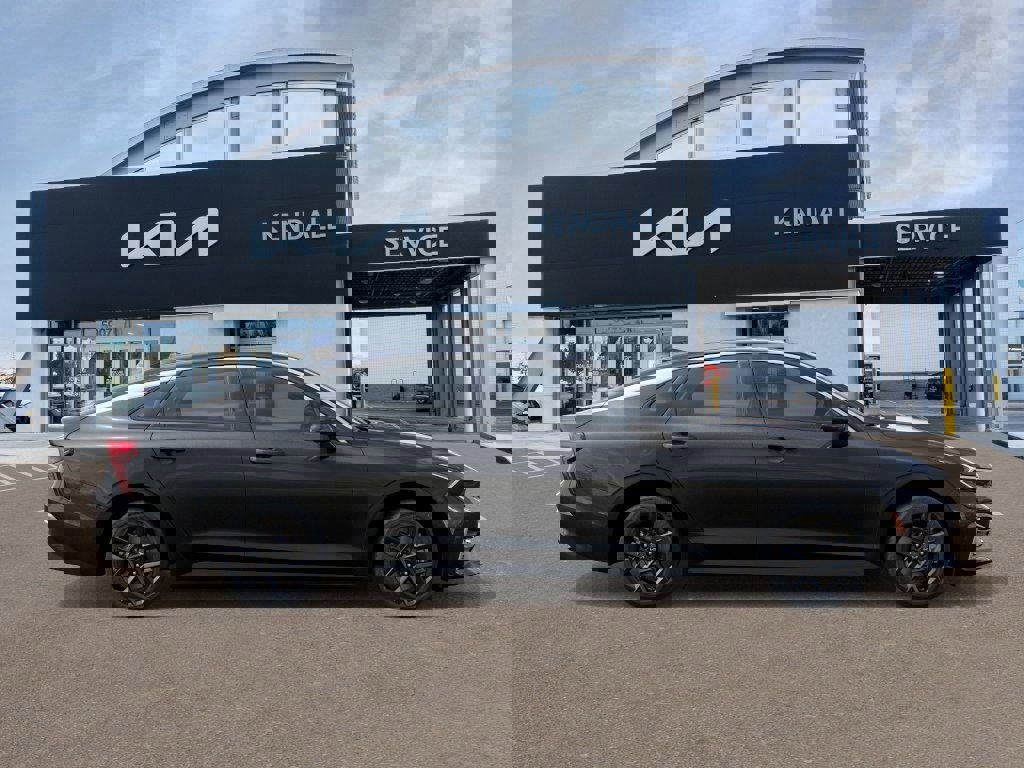 New 2026 Kia K5 LXS image 7