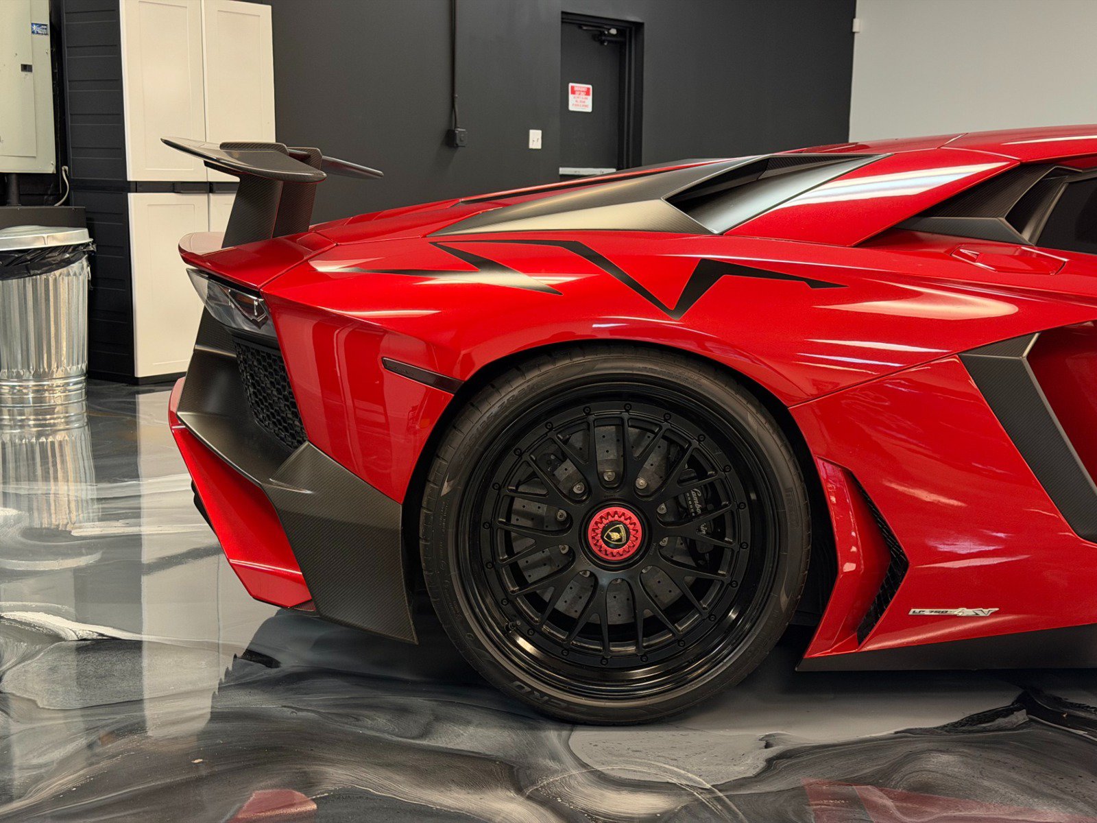 Used 2017 Lamborghini Aventador LP 750-4 Superveloce AWD/4WD image 12