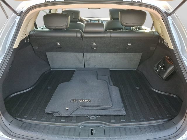 Used 2017 INFINITI QX50 2WD w/ Deluxe Touring Package image 32