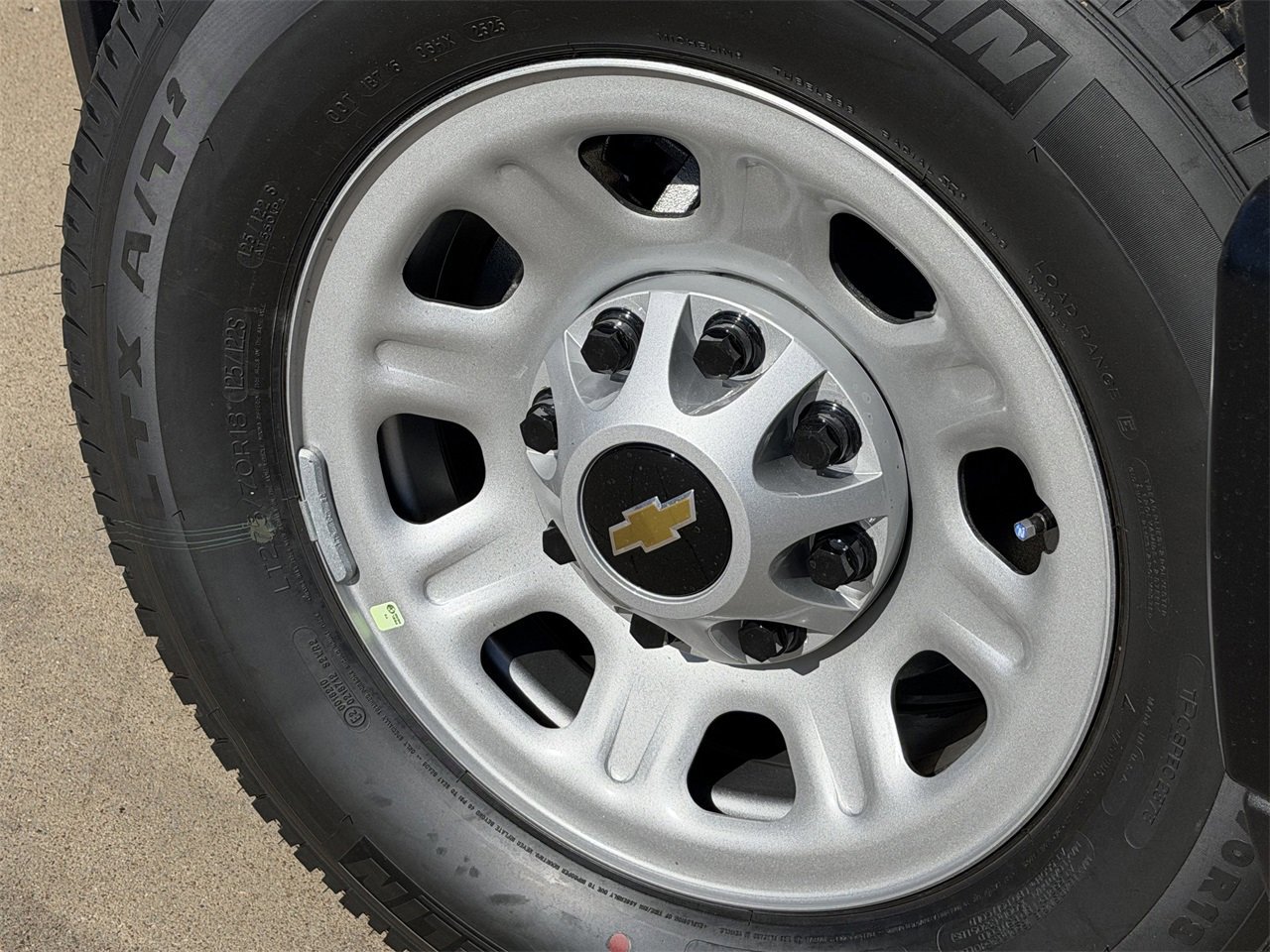 New 2026 Chevrolet Silverado 2500 W/T image 9