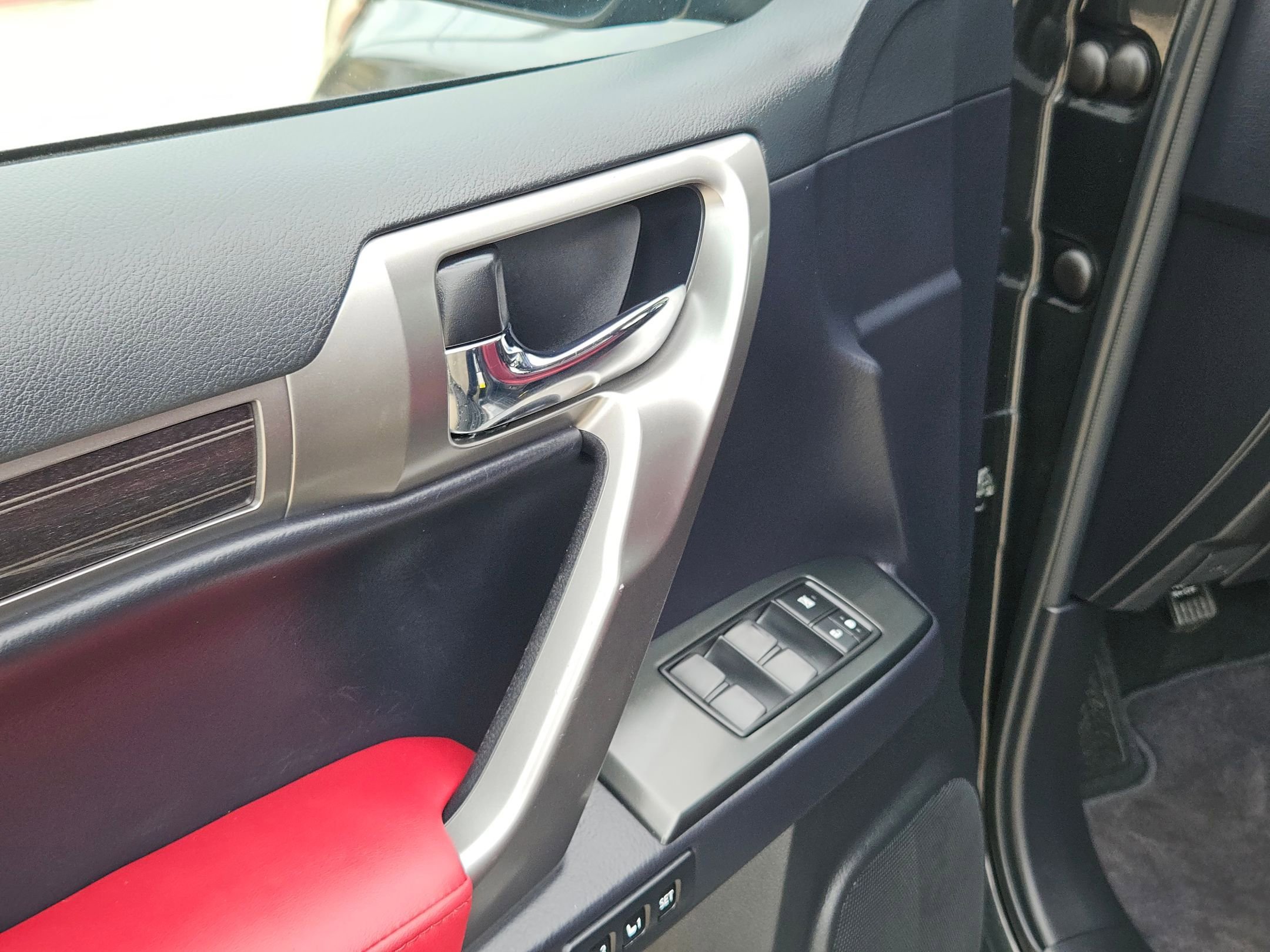 Used 2023 Lexus GX 460 Luxury w/ Sport Design Package image 12