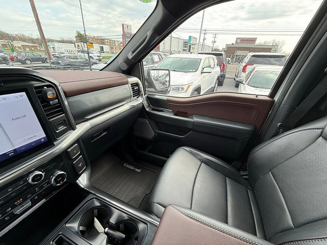 Used 2023 Ford F150 Lariat image 34