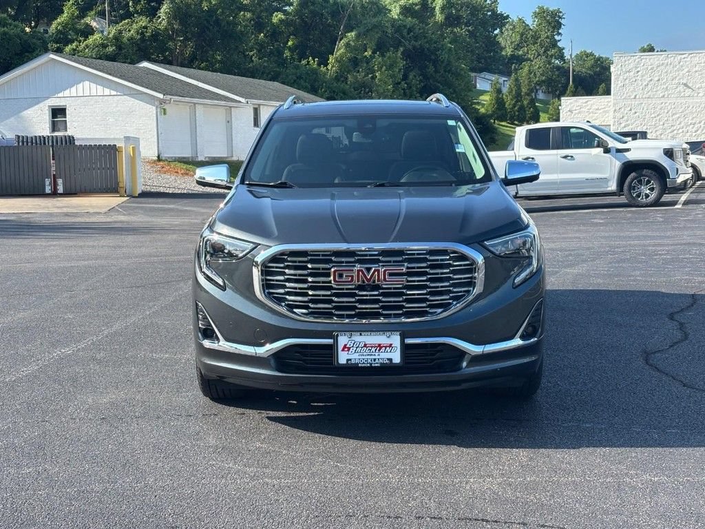 Used 2020 GMC Terrain Denali w/ Denali Premium Package FWD image 8