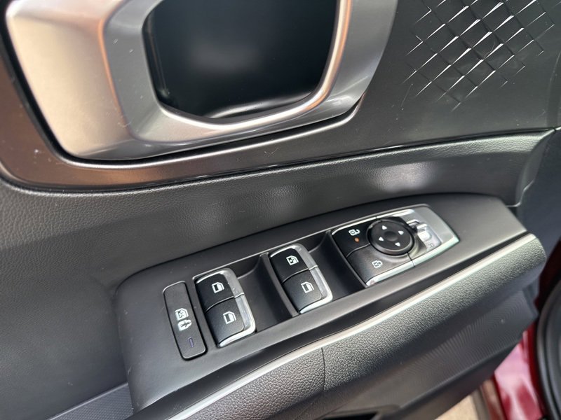 Used 2025 Kia Sorento S w/ Panoramic Sunroof Package image 26