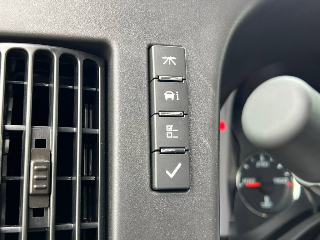 New 2025 GMC Savana 3500 Extended w/ Driver Convenience Package image 20
