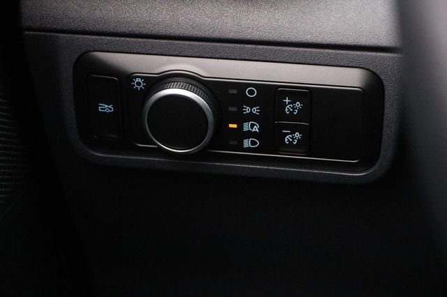 Used 2025 Ford Mustang Coupe image 18