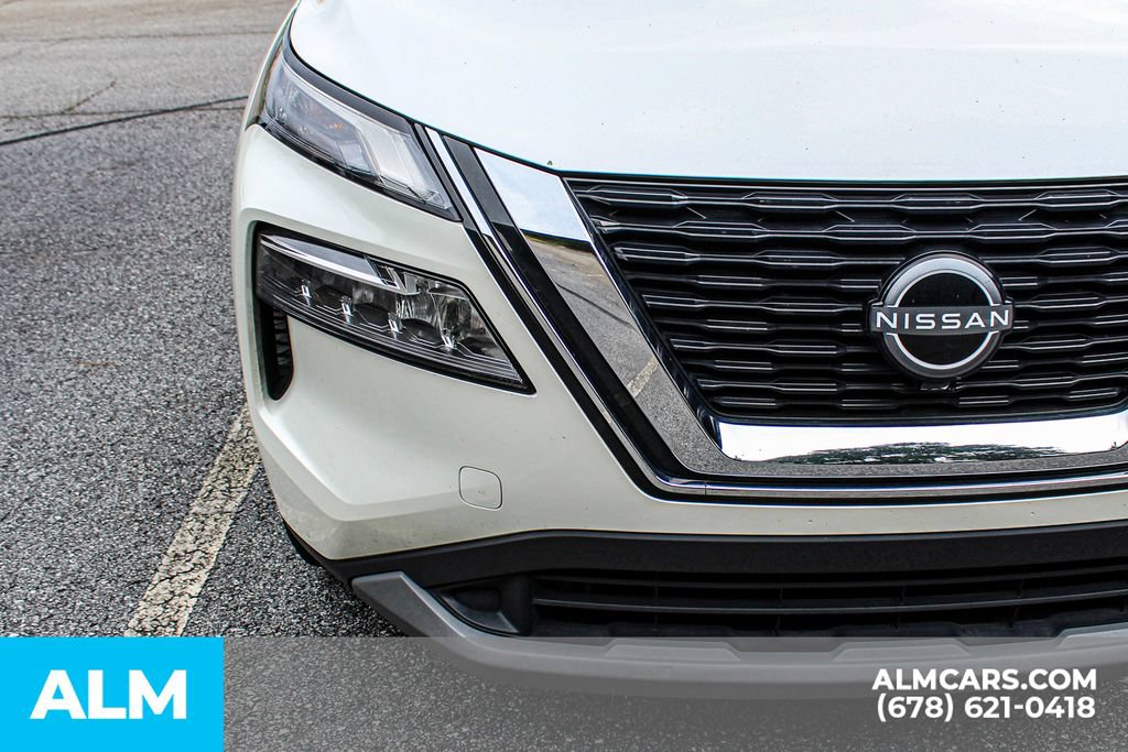 Used 2023 Nissan Rogue SV AWD/4WD image 10