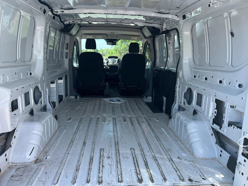 Used 2018 Ford Transit 150 130 Low Roof RWD image 4