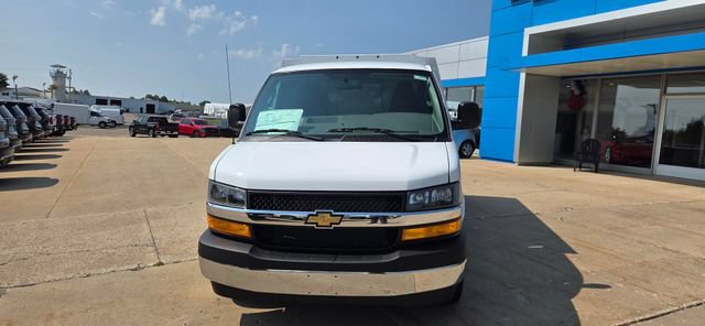 New 2026 Chevrolet Express 3500 w/ Power Convenience Package RWD image 3