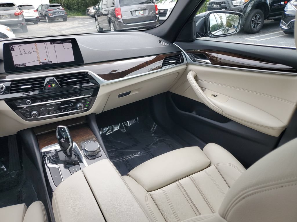 Used 2020 BMW 540i xDrive w/ Convenience Package AWD/4WD image 18