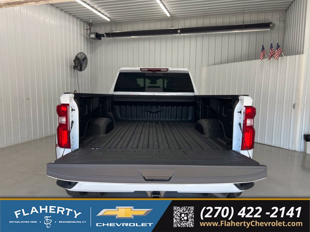 New 2026 Chevrolet Silverado 3500 High Country w/ Technology Package AWD/4WD image 21
