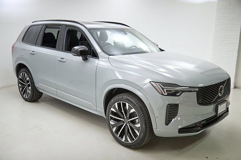 New 2026 Volvo XC90 B6 Ultra w/ Lounge Package image 4