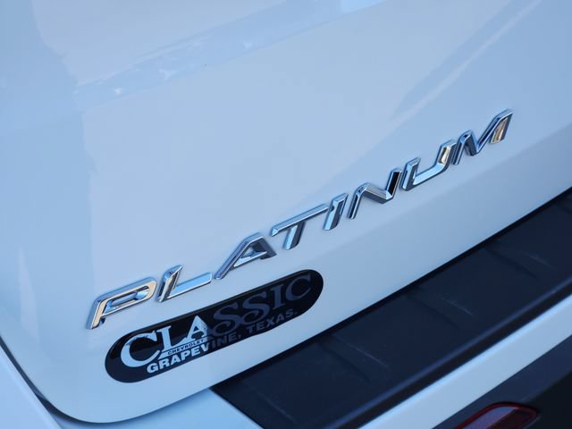 Used 2025 Ford Explorer Platinum RWD image 10