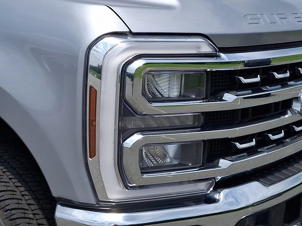 Certified 2024 Ford F250 Lariat w/ Chrome Package AWD/4WD image 9