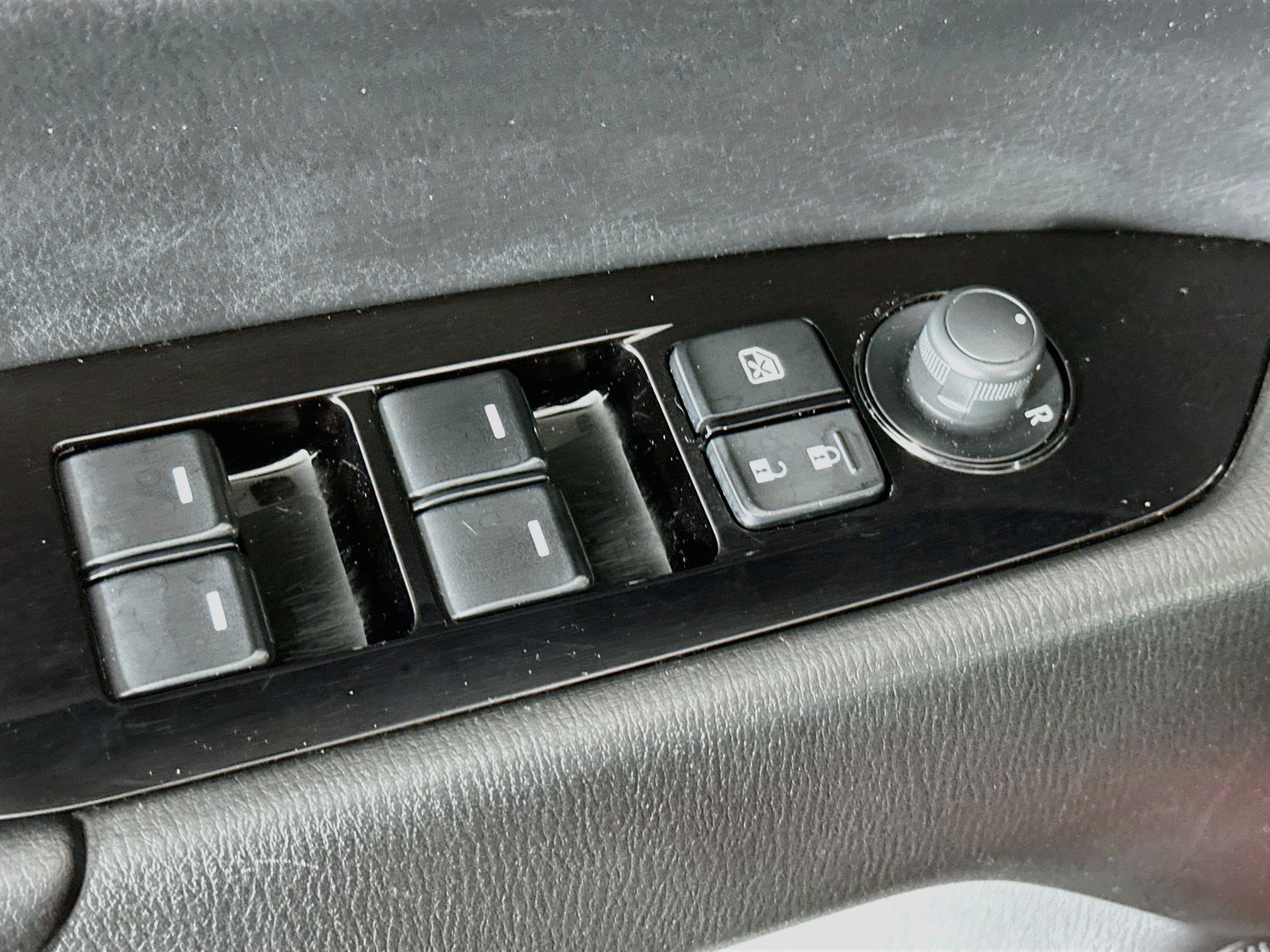 Used 2020 MAZDA CX-5 Touring FWD image 15