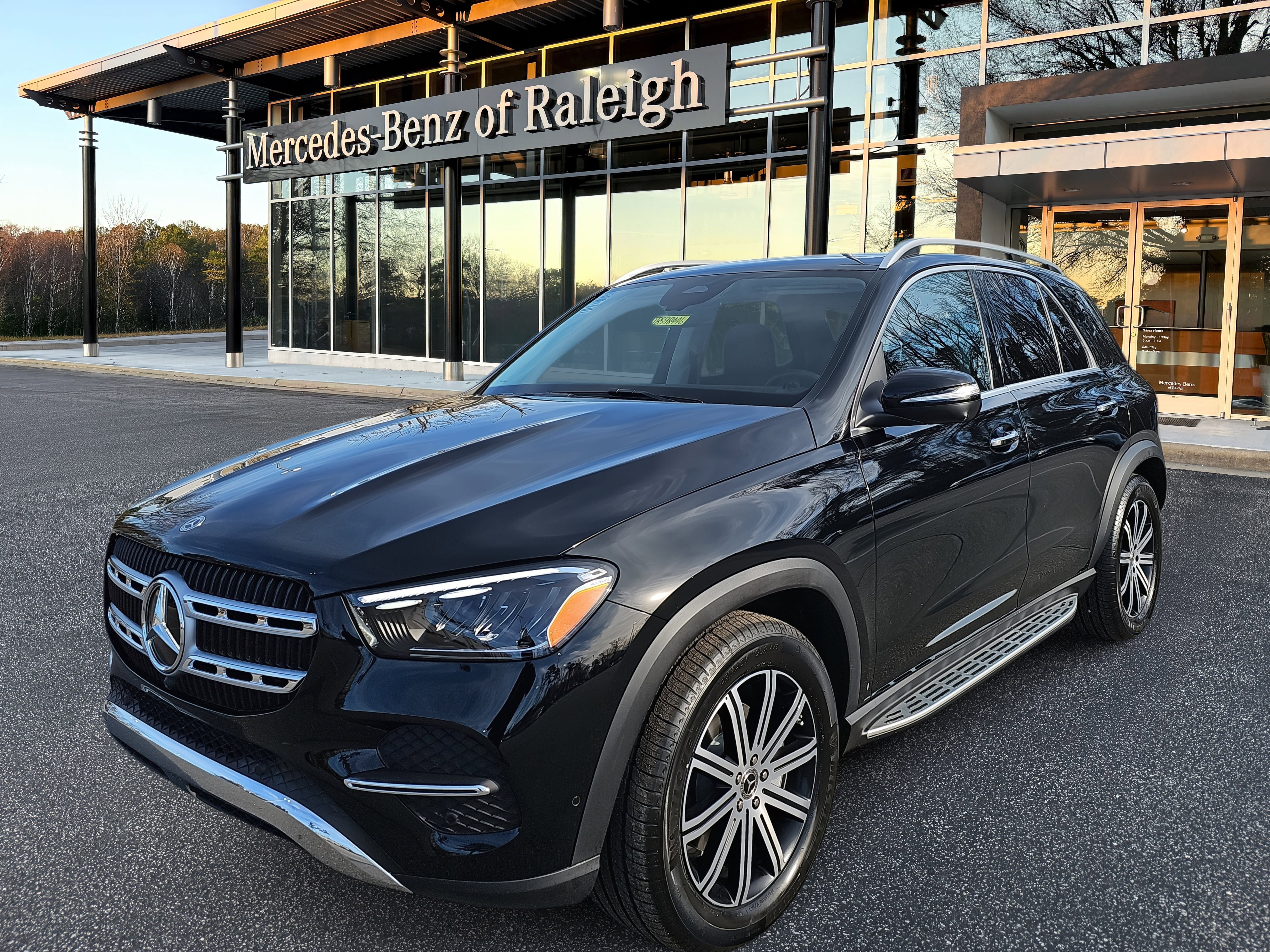 New 2026 Mercedes-Benz GLE 350 4MATIC image 1
