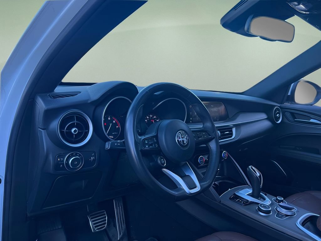 Used 2023 Alfa Romeo Stelvio Ti w/ Active Assist Plus Package image 13