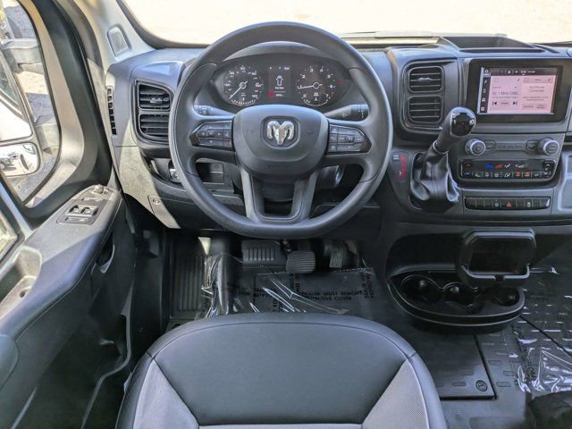 Used 2025 RAM ProMaster 2500 w/ Convenience Group image 15