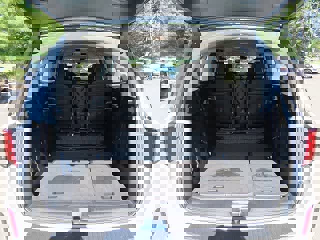 New 2026 Honda Odyssey Touring image 11