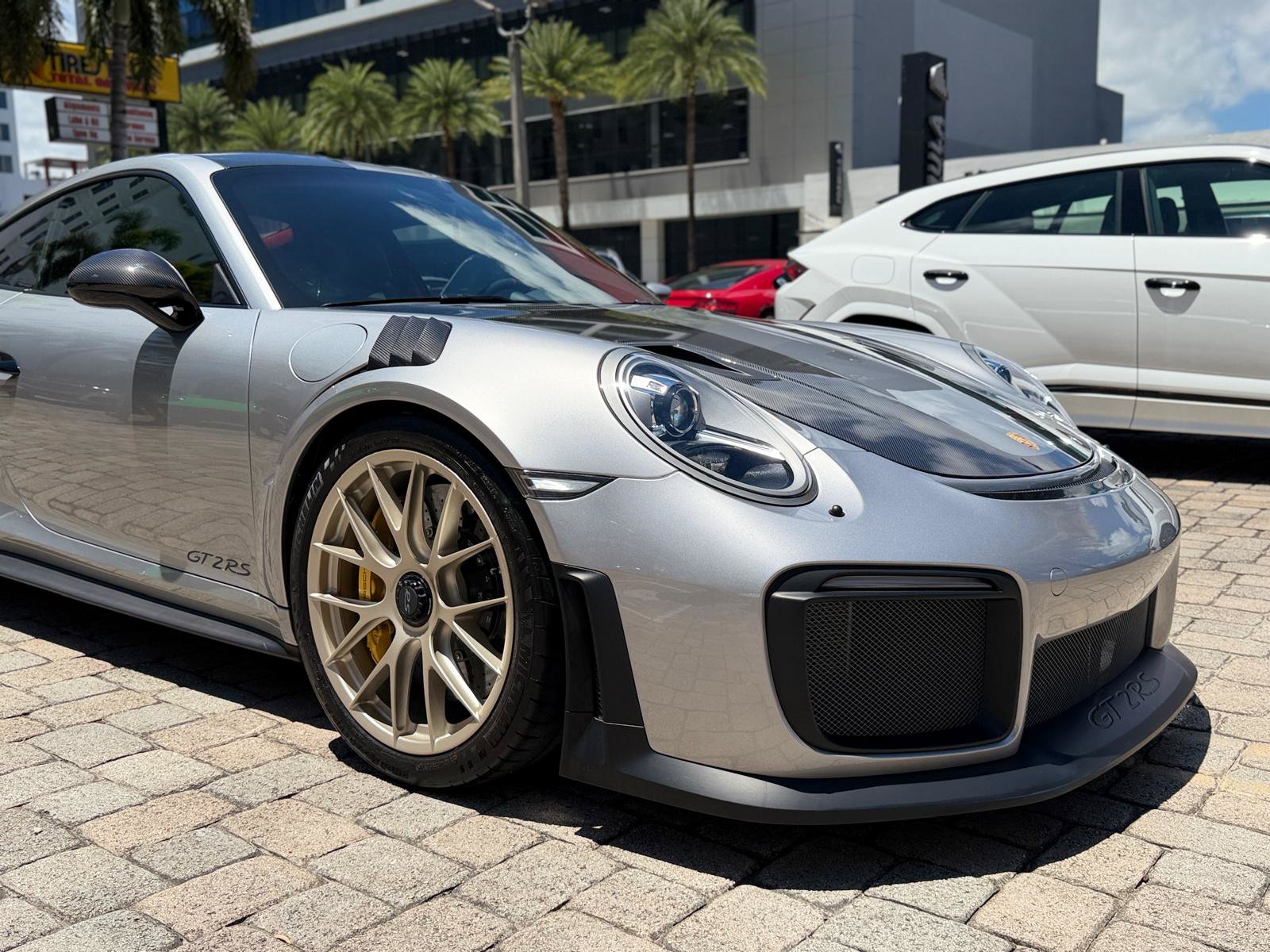 Used 2018 Porsche 911 GT2 RS RWD image 9