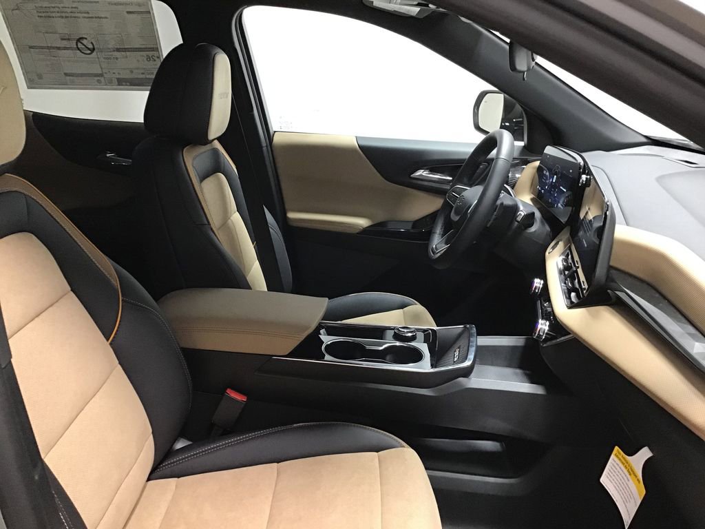 New 2026 Chevrolet Equinox ACTIV image 8