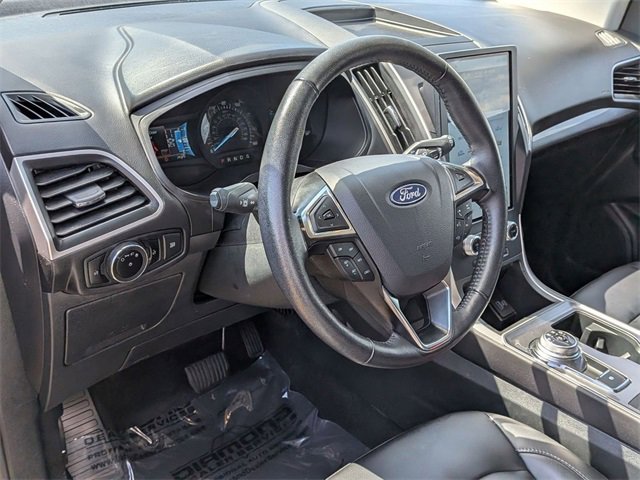Used 2024 Ford Edge SEL image 9