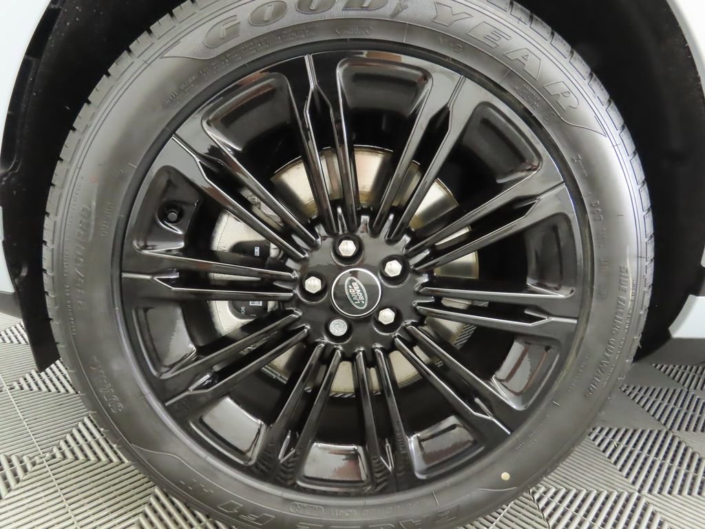 Used 2025 Land Rover Range Rover Evoque S image 30