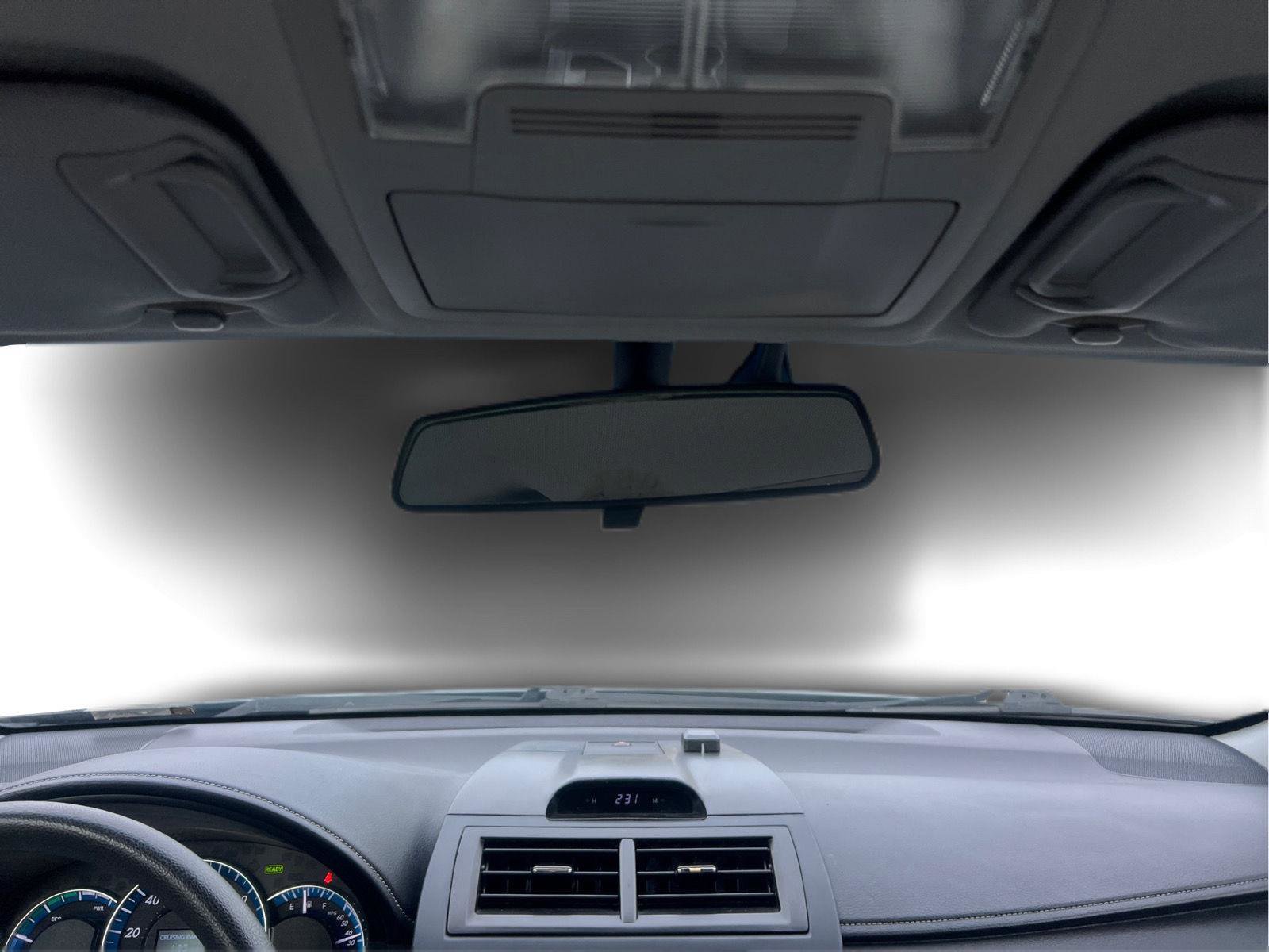 Used 2013 Toyota Camry LE image 19