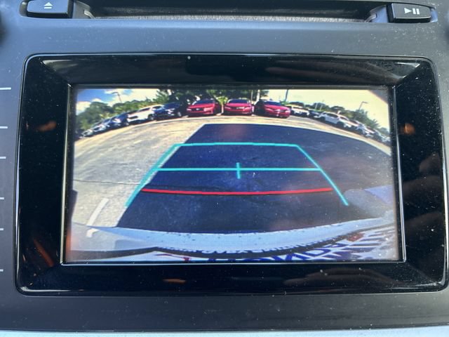 Used 2019 Toyota Highlander LE FWD image 23