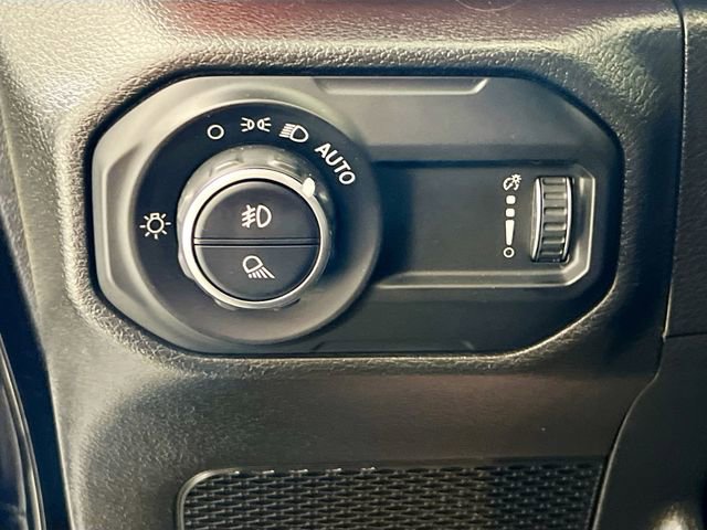 Used 2023 Jeep Gladiator Rubicon w/ LED Lighting Group AWD/4WD image 22