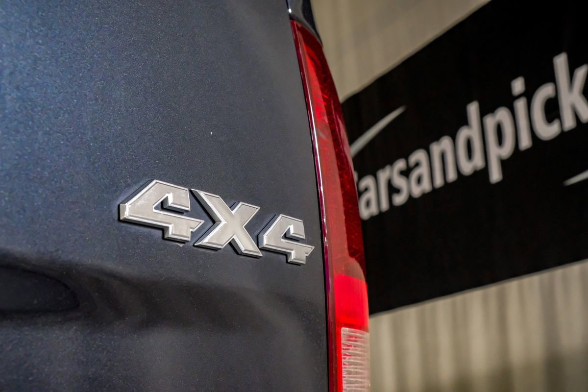 Used 2017 RAM 2500 SLT AWD/4WD image 43
