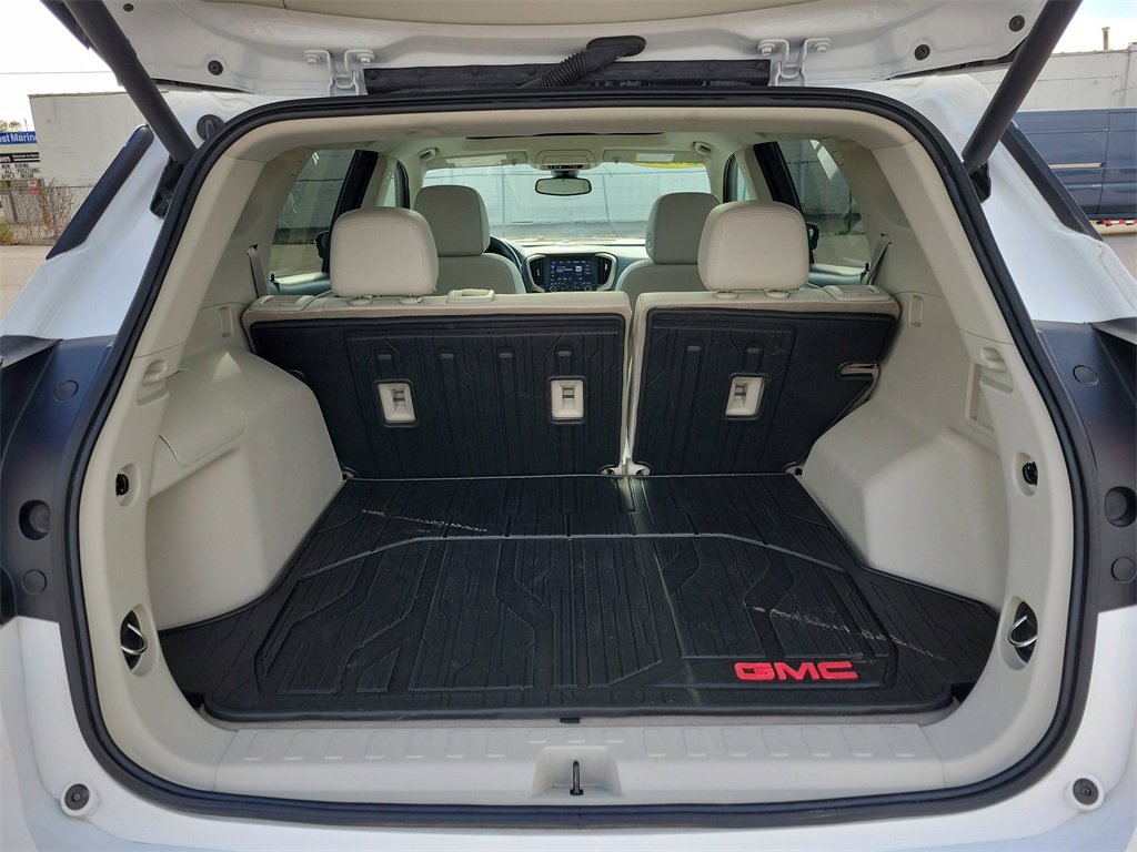 Used 2022 GMC Terrain Denali w/ Denali Premium Package image 7