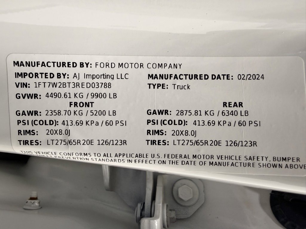 Used 2024 Ford F250 Platinum image 35