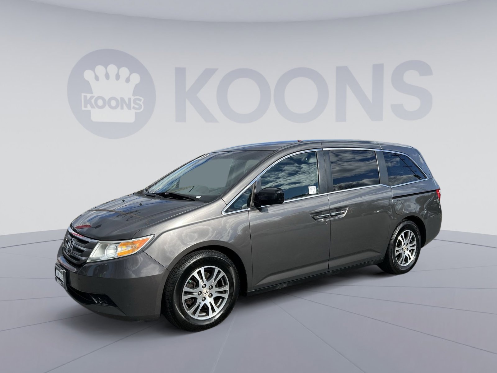Used 2013 Honda Odyssey EX image 1