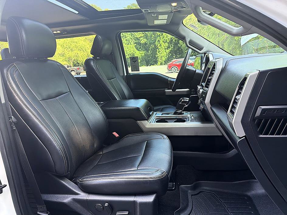 Used 2019 Ford F150 Lariat w/ Equipment Group 502A Luxury AWD/4WD image 20
